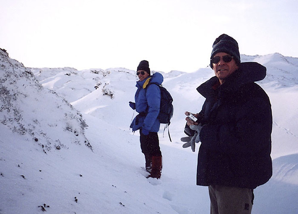 Crossing Kinder Scout in winter, Dec 2001